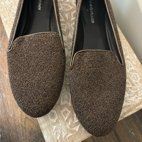 DONALD PLINER | DP Brown Beaded Flats Size 9 - Picture 2 of 14